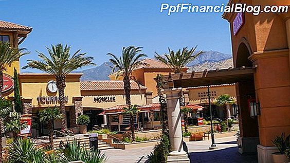 Desert Hills Premium Outlets - Cabazon, Kalifornien