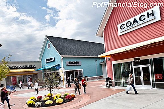 Jersey Shore Premium Outlets en Tinton Falls, Nueva Jersey